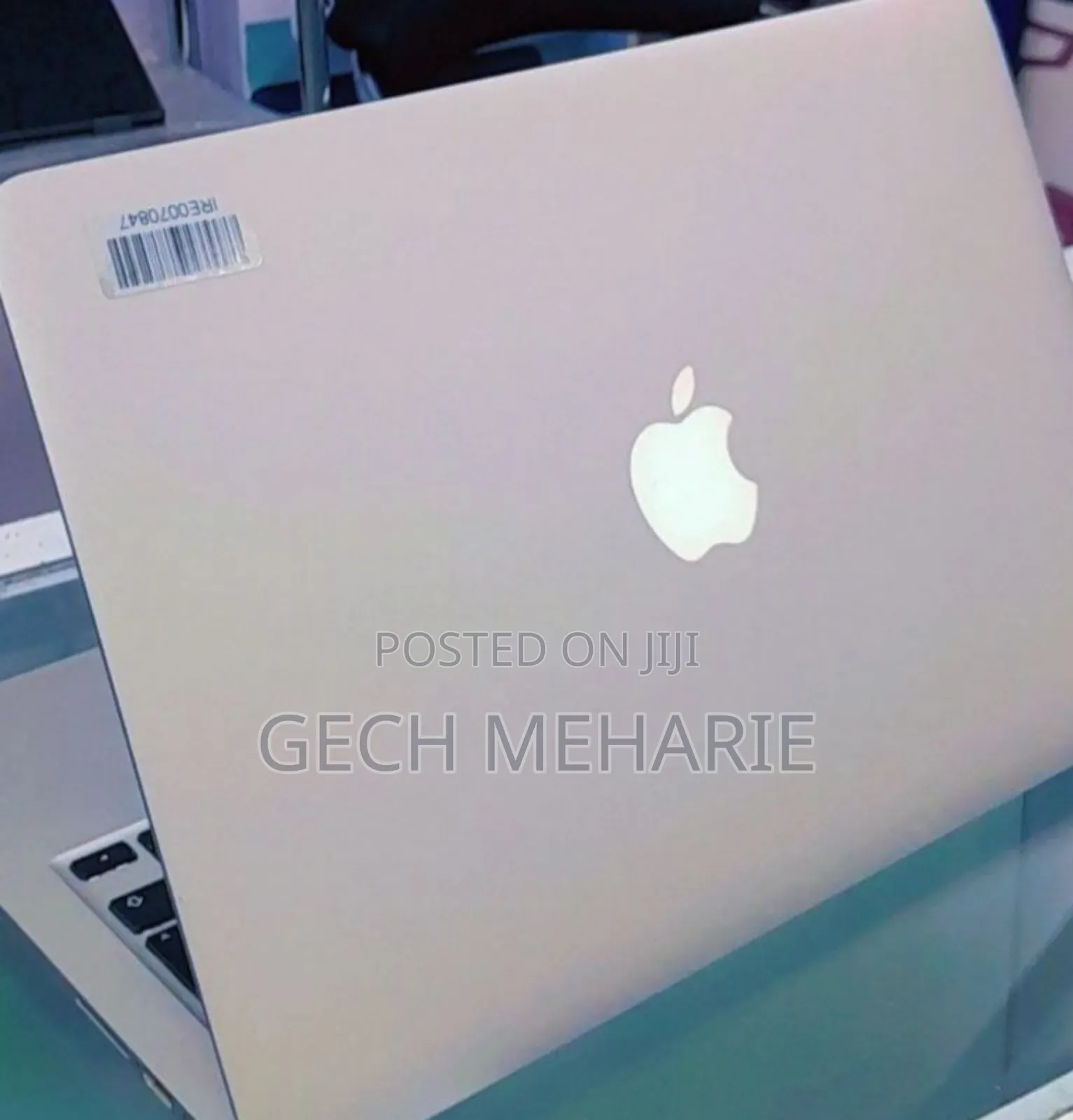 New Laptop Apple MacBook Pro 2015 8GB Intel Core I7 SSD 256GB