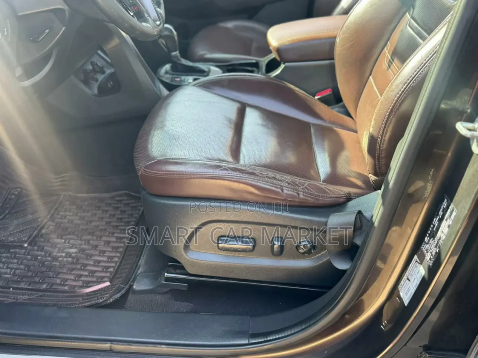 Hyundai Santa Fe 2016 Brown