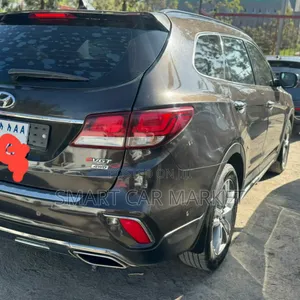 Hyundai Santa Fe 2016 Brown