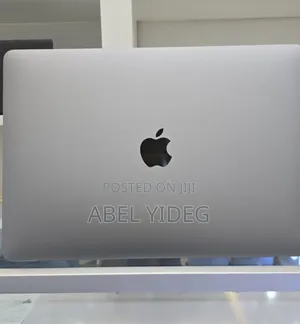 New Laptop Apple MacBook Pro 2020 M1 16GB Apple M1 SSD 1T