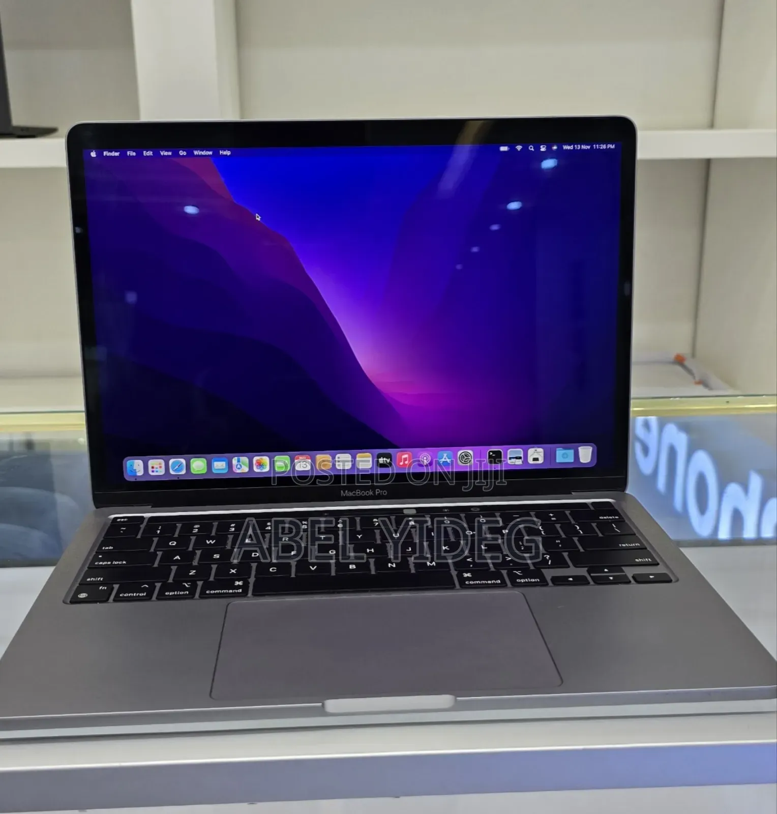 New Laptop Apple MacBook Pro 2020 M1 16GB Apple M1 SSD 1T