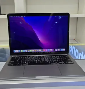 Photo - New Laptop Apple MacBook Pro 2020 M1 16GB Apple M1 SSD 1T