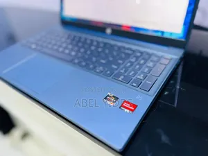 New Laptop HP Pavilion 15 8GB AMD Ryzen 5 SSD 512GB