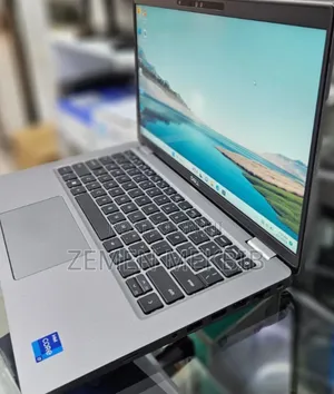 New Laptop Dell 16GB Intel Core I7 SSD 512GB