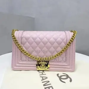 Photo - Chanel Ladies Sling Bag