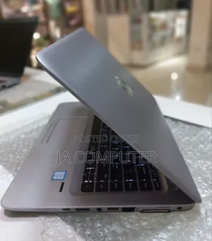 New Laptop HP EliteBook 840 G3 8GB Intel Core I7 SSHD (Hybrid) 750GB