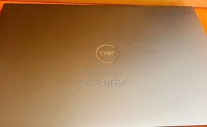 New Laptop Dell Precision 15 3520 16GB Intel Core I7 SSD 512GB