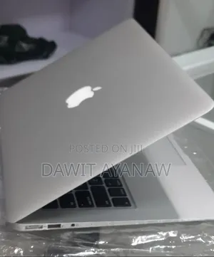 New Laptop Apple MacBook Air 2015 8GB Intel Core I5 SSD 256GB
