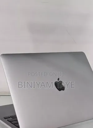 New Laptop Apple MacBook Pro 2020 M1 8GB Intel Core I5 SSD 512GB