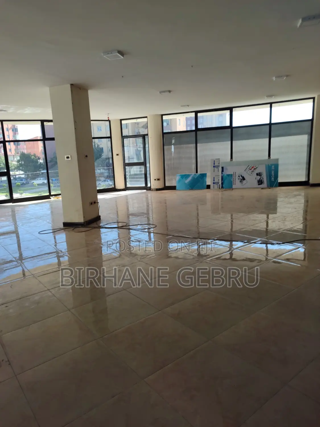 Luxury Apartment Rent for Office or Other Business