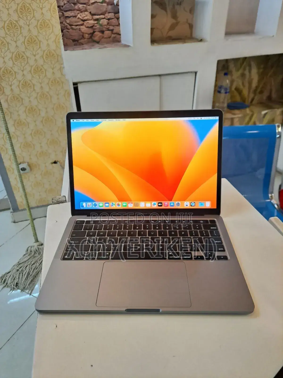 New Laptop Apple MacBook Pro M1 8GB Apple M1 Pro SSD 256GB