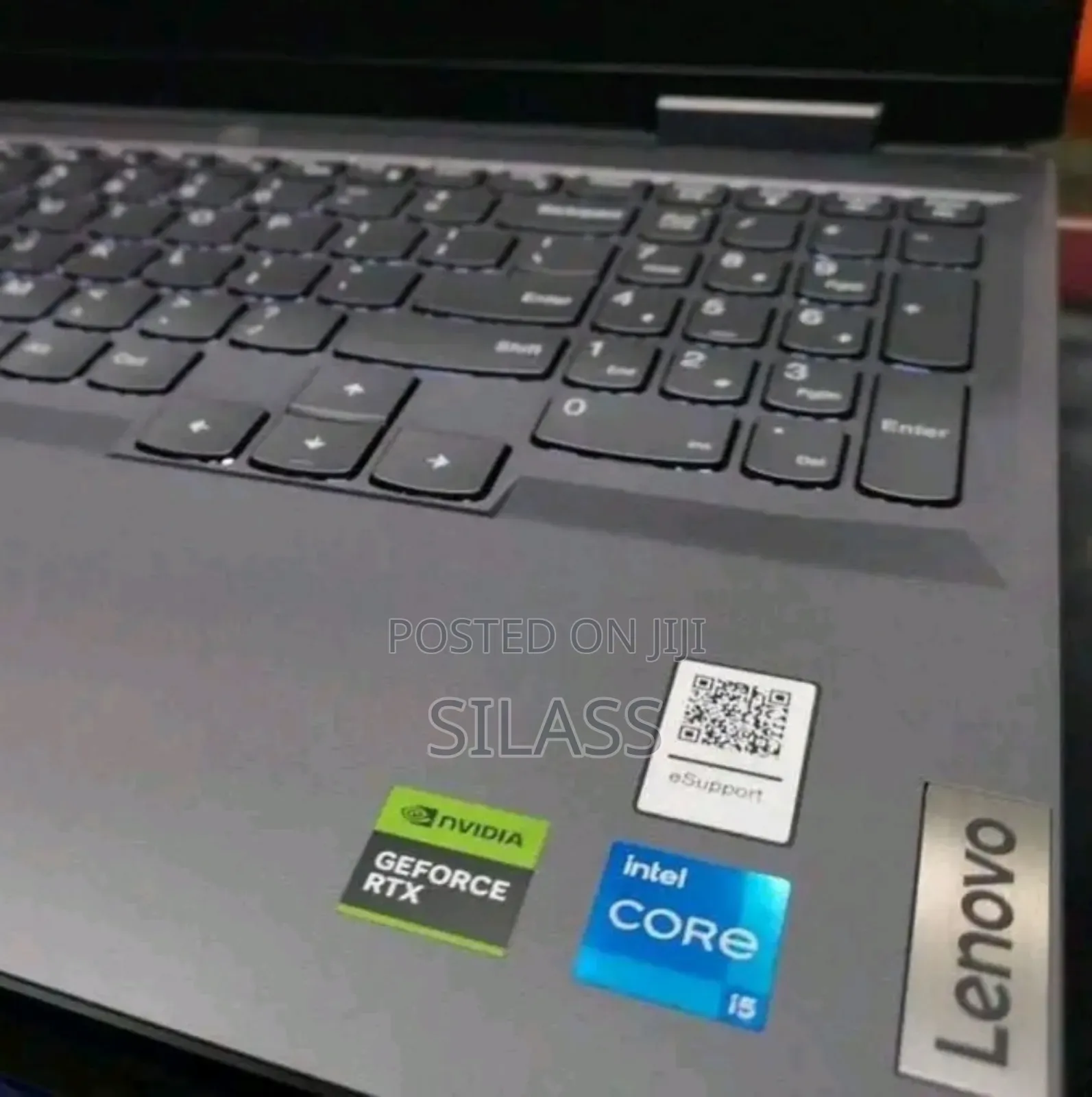 New Laptop Lenovo LOQ 15IRH8 24GB Intel Core I5 SSD 512GB