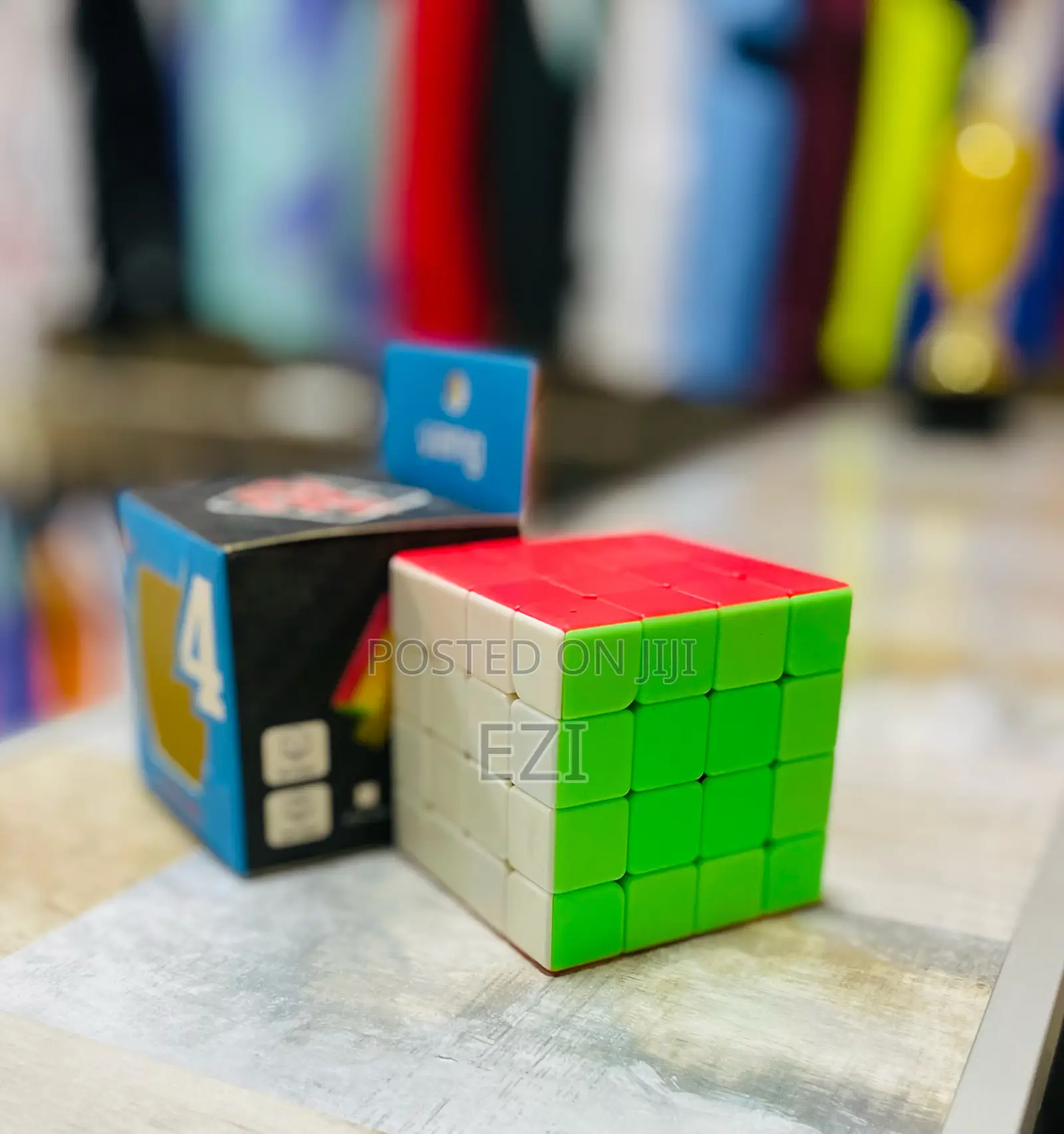 4 Rotations Rubik Cube