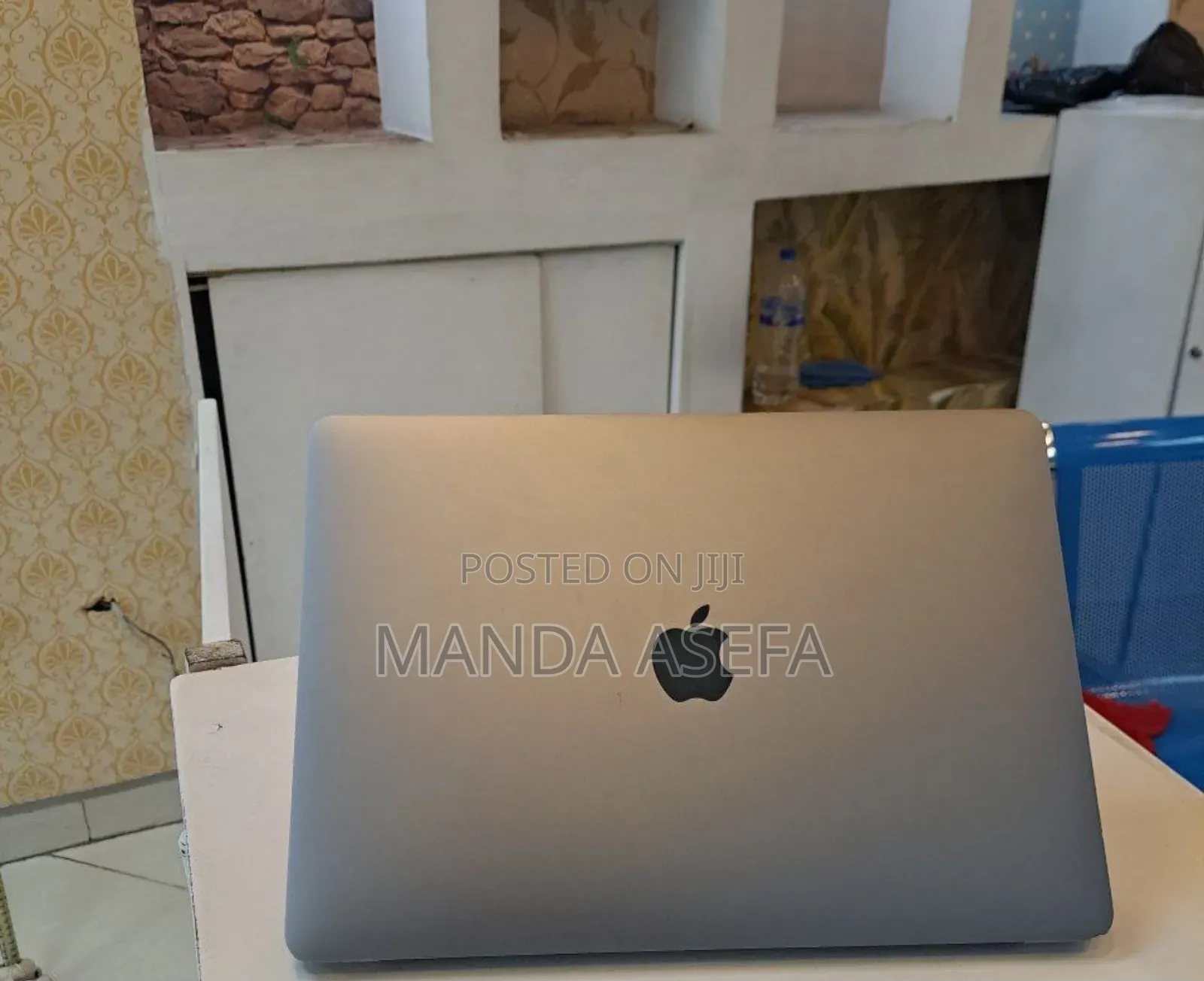 New Laptop Apple MacBook Pro M1 8GB Apple M1 SSD 256GB