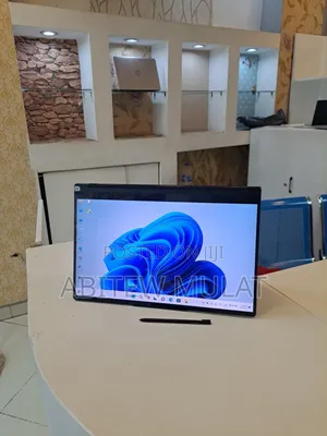 New Laptop Lenovo Yoga 9i 16GB Intel Core I7 SSD 512GB