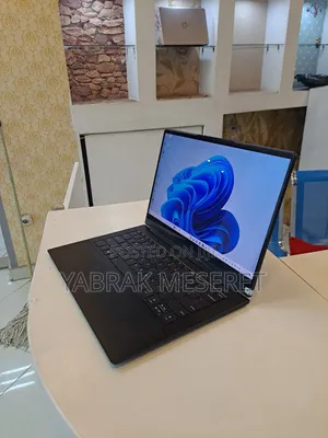 New Laptop Lenovo Yoga 9i 16GB Intel Core I7 SSD 512GB