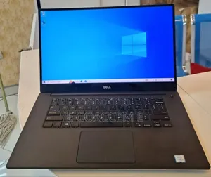 Photo - New Laptop Dell 16GB Intel Core I7 SSD 512GB