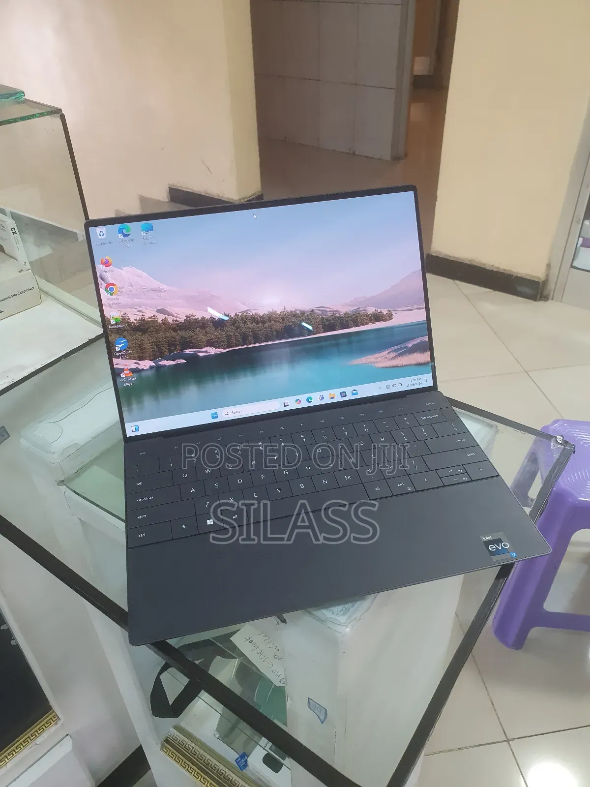 New Laptop Dell XPS 13 9320 32GB Intel Core I7 SSD 1T