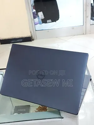 New Laptop Dell XPS 13 32GB Intel Core I7 SSD 1T