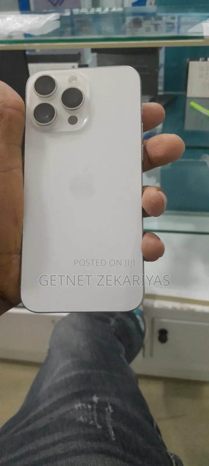 New Apple iPhone 15 Pro Max 256 GB White