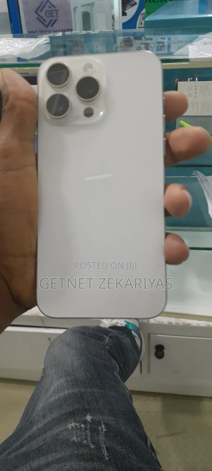 New Apple iPhone 15 Pro Max 256 GB White