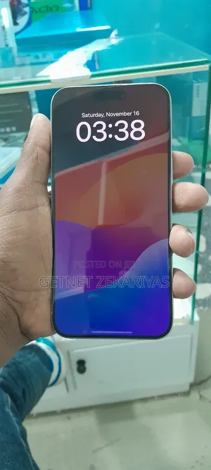 New Apple iPhone 15 Pro Max 256 GB White