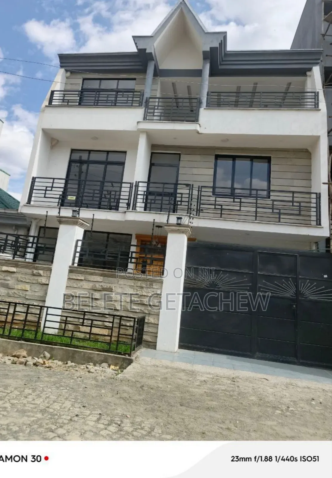 7bdrm House in Semit, G+2 Luxury, Bole for sale