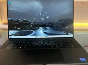 Photo - New Laptop Dell XPS 13 32GB Intel Core I7 SSD 1T