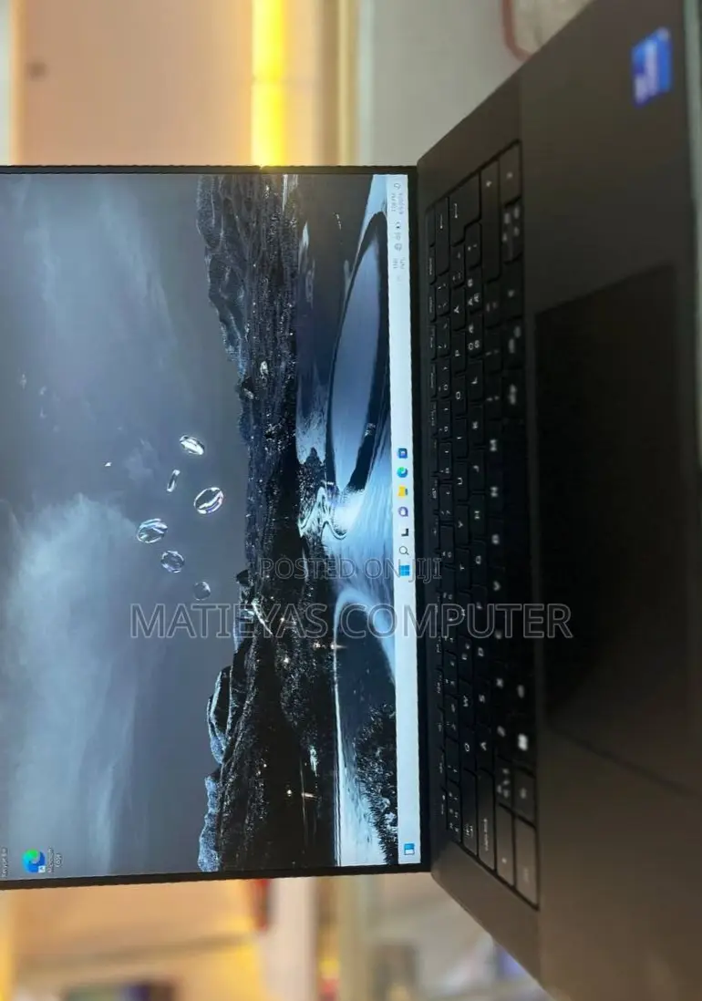 New Laptop Dell XPS 15 16GB Intel Core I7 SSD 512GB