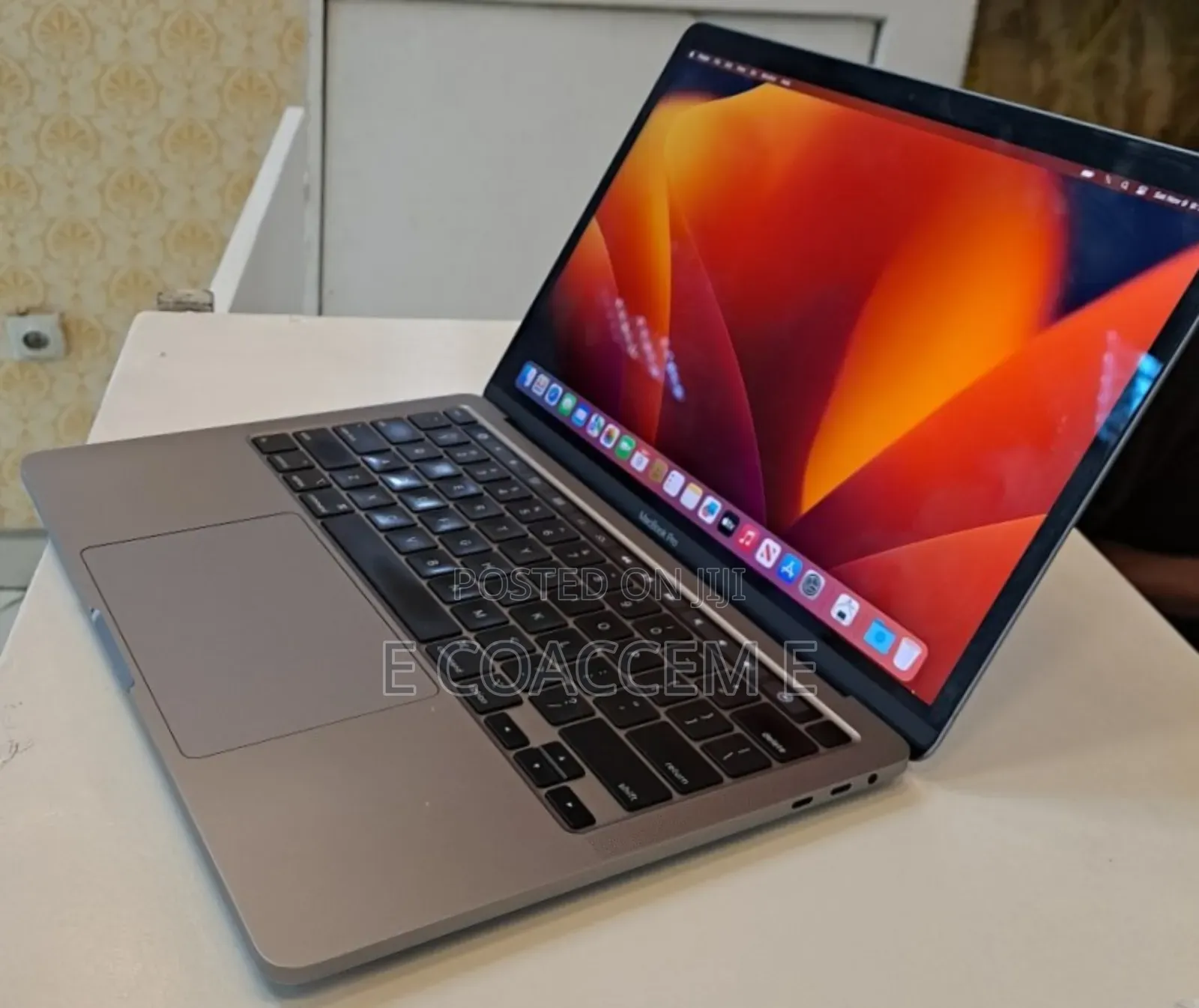 New Laptop Apple MacBook 16GB Intel Core I5 SSD 512GB