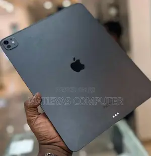 New Apple iPad Pro 13 (2024) 256 GB Blue