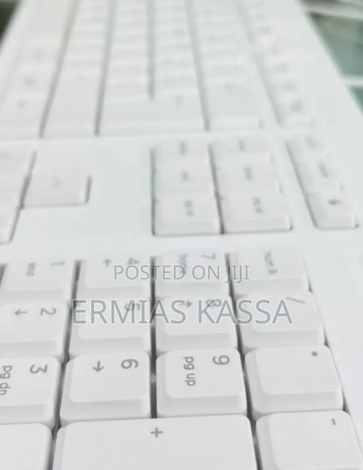 New Desktop Computer HP 290 G9 All-in-One 8GB Intel Core I7 SSD 512GB