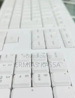 New Desktop Computer HP 290 G9 All-in-One 8GB Intel Core I7 SSD 512GB