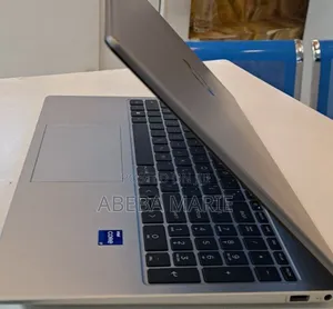 New Laptop HP Envy 13 16GB Intel Core I7 SSD 512GB