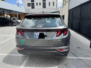 Hyundai Tucson 2021 Green