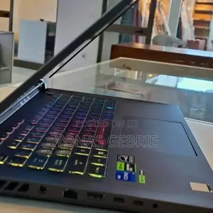 New Laptop Asus ROG Strix G16 G614 16GB Intel Core i7 SSD 1T