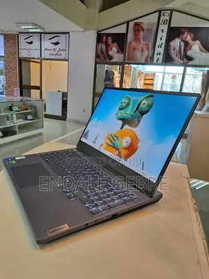 New Laptop Lenovo Legion 7 24GB Intel Core I7 SSD 1T