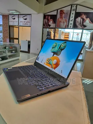 New Laptop Lenovo 24GB Intel Core I7 SSD 1T