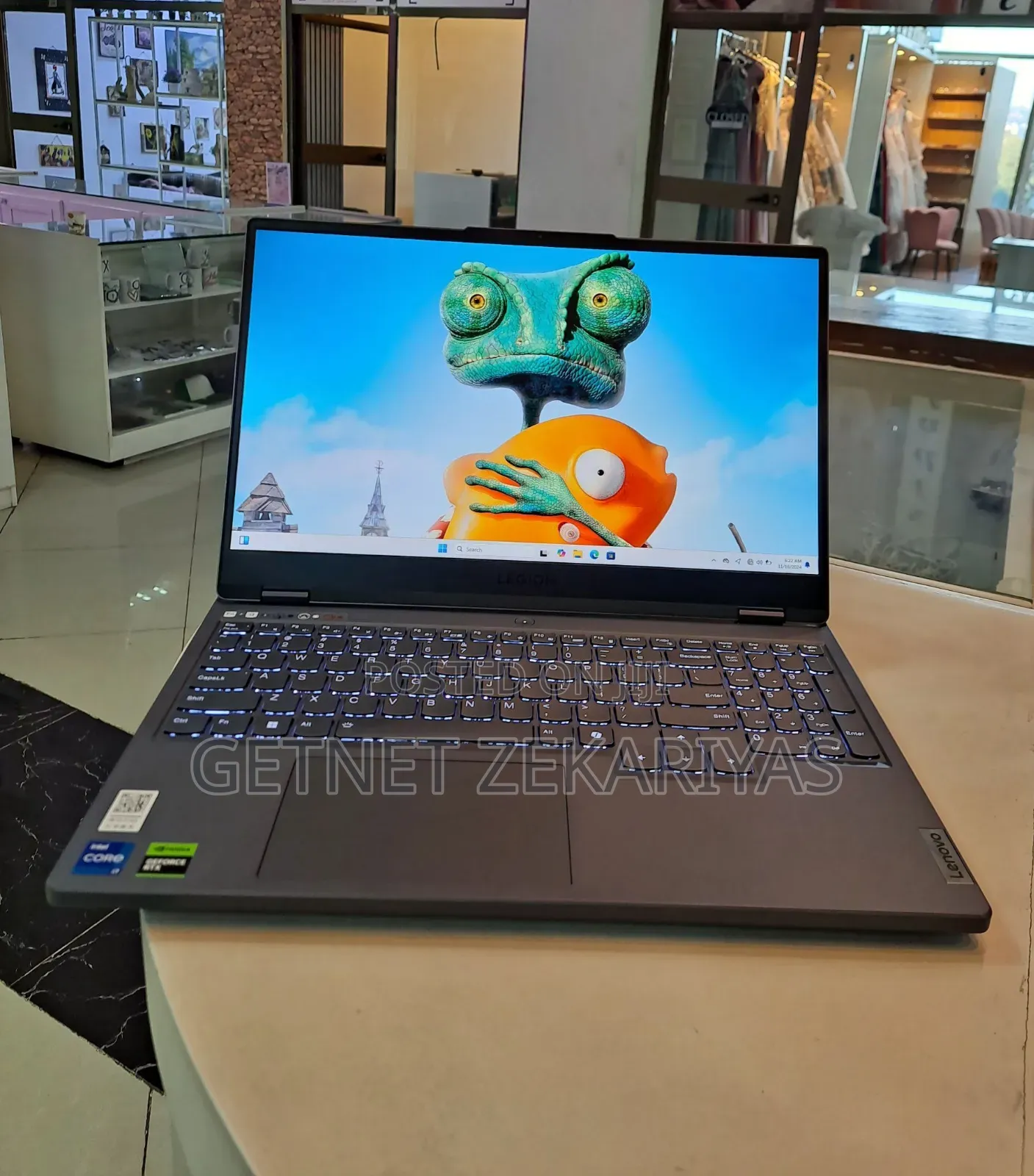 New Laptop Lenovo Legion 7 24GB Intel Core I7 SSD 1T