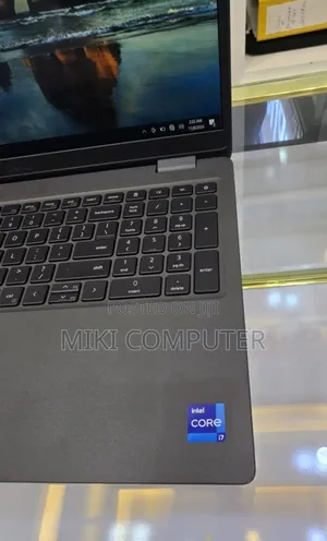 Photo - New Laptop Dell Latitude 3540 8GB Intel Core I7 SSD 256GB