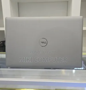 Photo - New Laptop Dell Precision 3561 16GB Intel Core I7 SSD 256GB