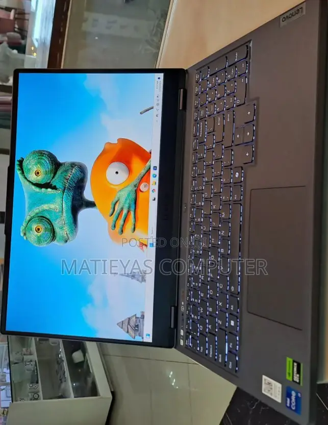 New Laptop Lenovo Legion 7 24GB Intel Core I7 SSD 1T