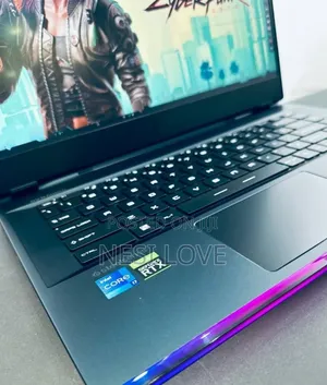 New Laptop MSI Raider GE76 12UGS 16GB Intel Core i7 SSD 1T