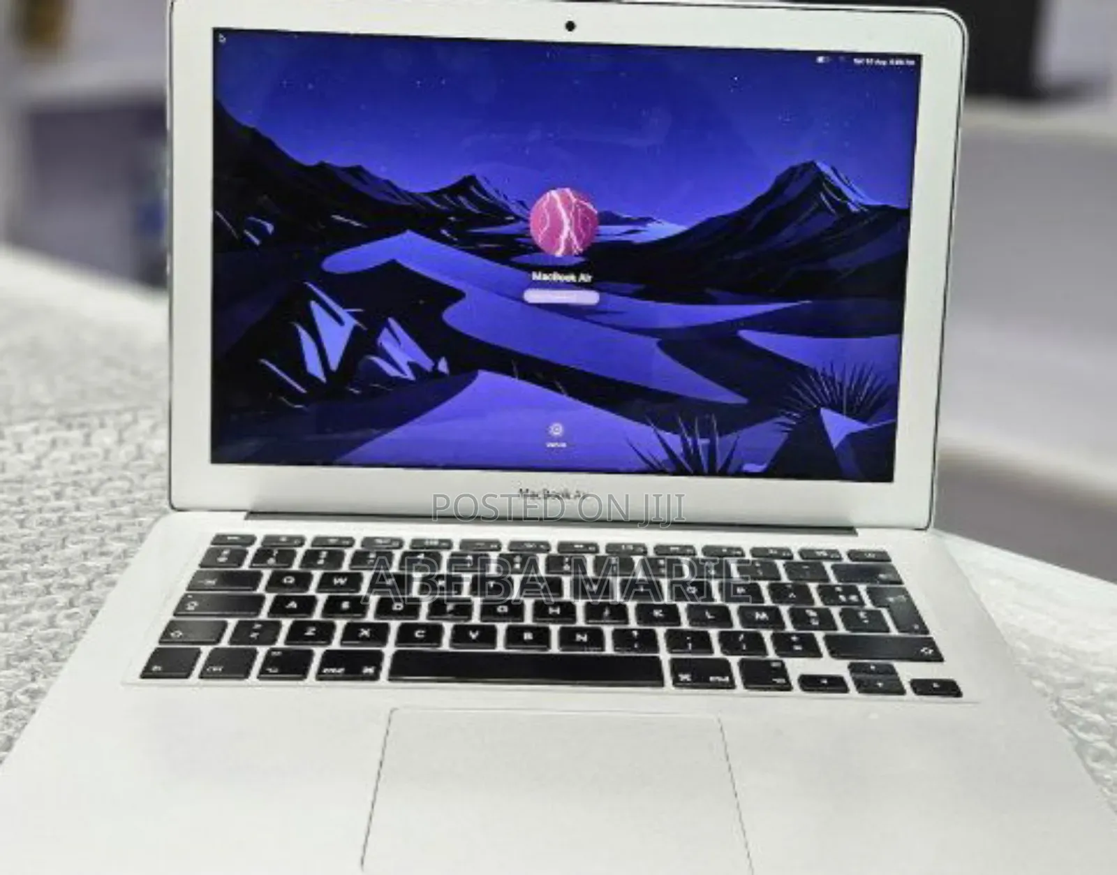 New Laptop Apple MacBook Air 8GB Intel Core I7 SSD 256GB