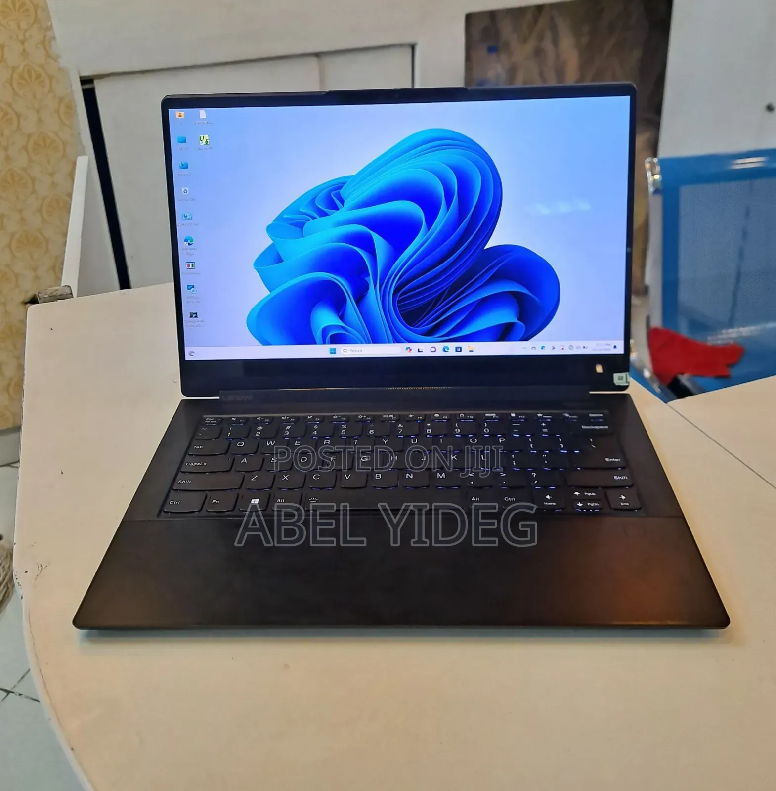 New Laptop Lenovo Yoga 9i 16GB Intel Core I7 SSD 512GB