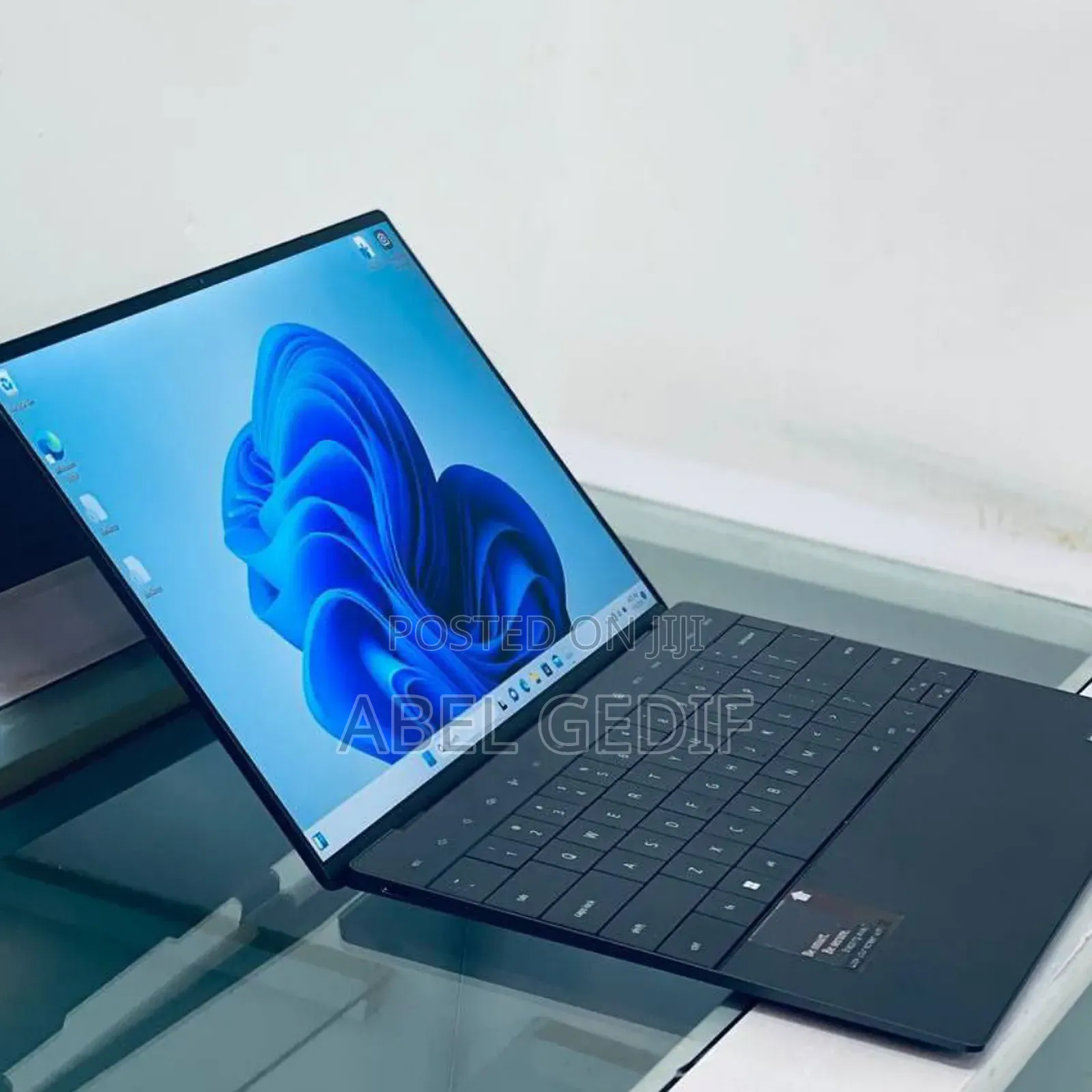 New Laptop Dell XPS 13 32GB Intel Core I7 SSD 1T