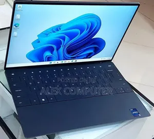 New Laptop Dell XPS 15 32GB Intel Core I7 SSD 1T