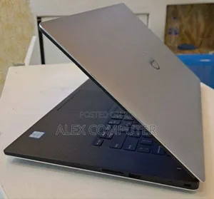 Photo - New Laptop Dell XPS 15 16GB Intel Core I7 SSD 512GB