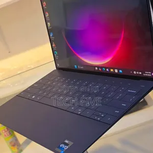 New Laptop Dell XPS 13 16GB Intel Core I7 SSD 1T