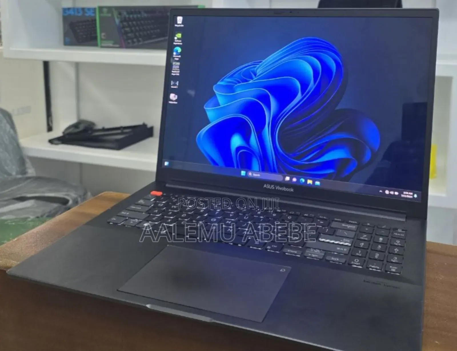 New Laptop Asus Zenbook 14 UX434 16GB Intel Core I9 SSD 1T